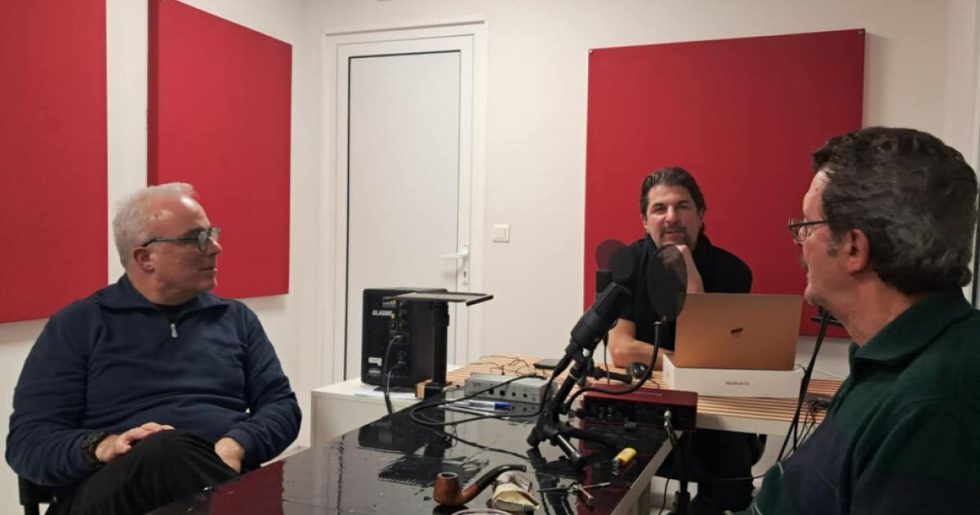 «Ανάγωγες Κουβέντες» με τον Νίκο Παπαδογιάννη